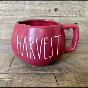 HARVEST oversized pumpkin shaped mug Rae Dunn